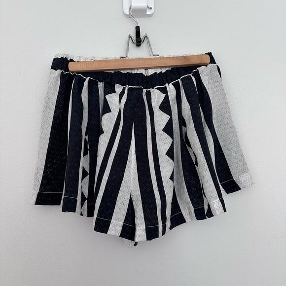 Silvia Tcherassi silk shorts size small NEW - Picture 1 of 5